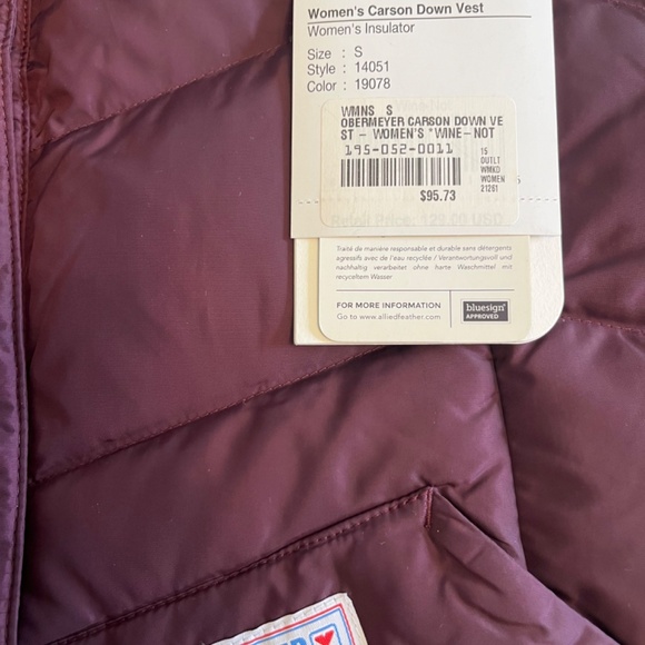 Women’s Size Small Wine Carson Down Obermeyer Vest - Picture 2 of 6